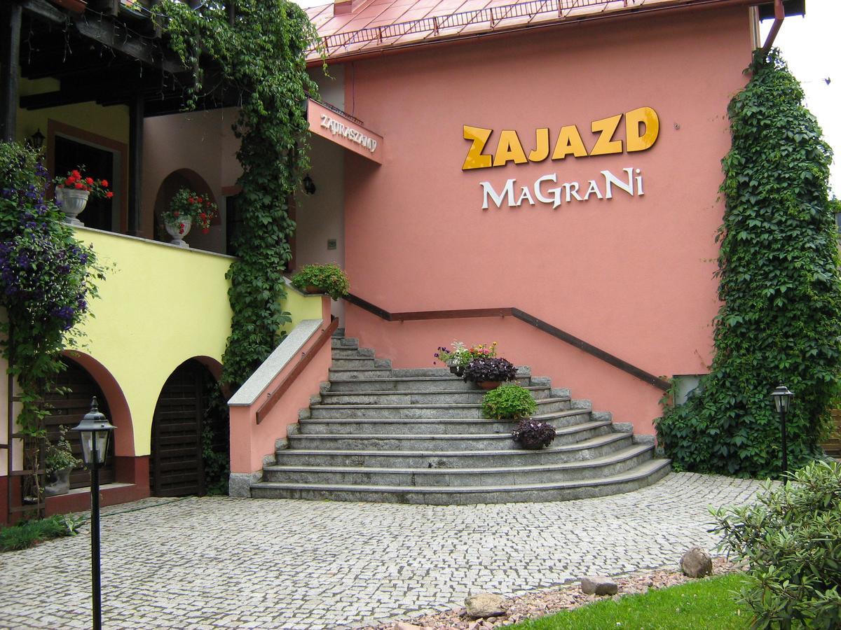 Zajazd Magrani Lubawka Buitenkant foto